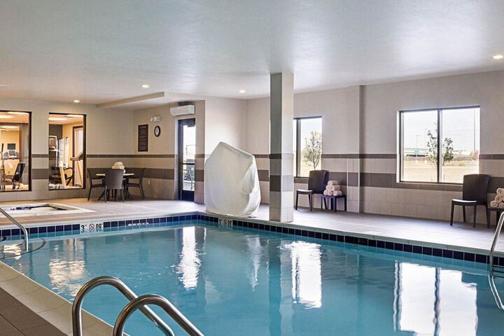 Comfort Suites Fargo Medical Center