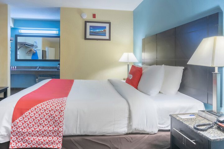 Room 21 of 36