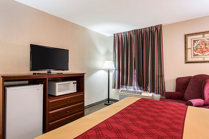 Room 15 of 35