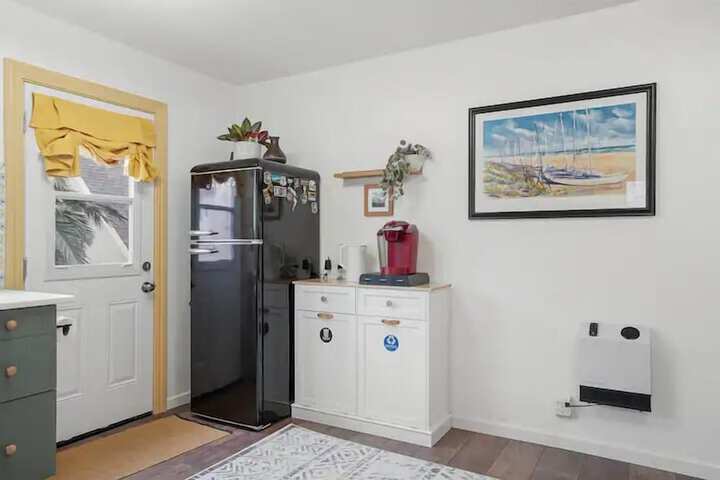 Coastal Palm Tree 2BR Retreat Ocean View
