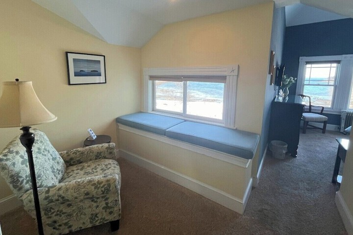 Room 47 of 60