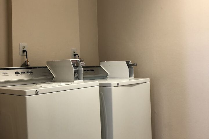 Room 12 of 36