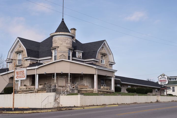 Rosemount Motel
