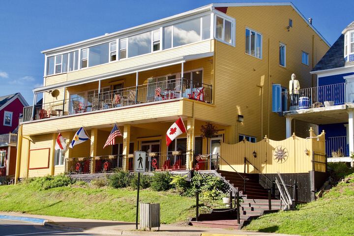 Hotel 17 of 88