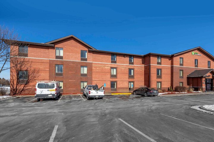 Hotel 4 of 33