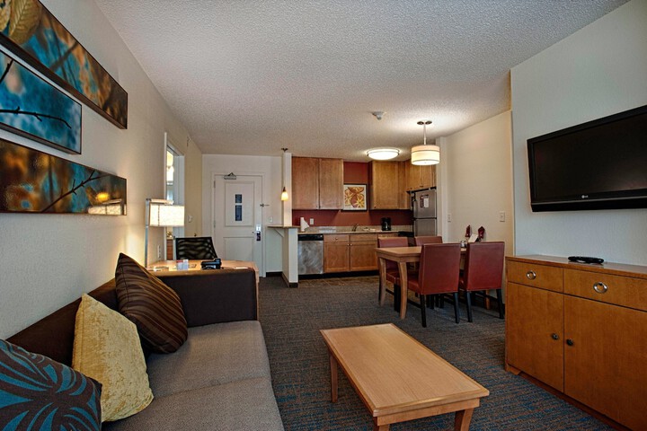 Room 26 of 35