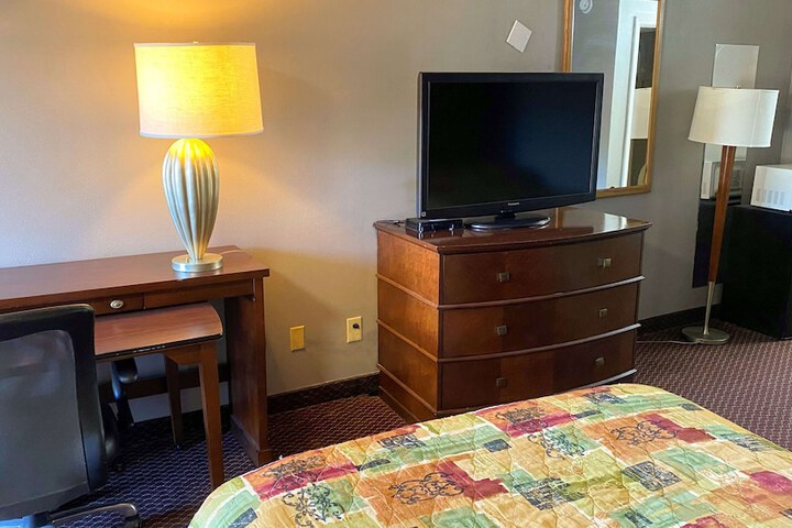 Room 16 of 20