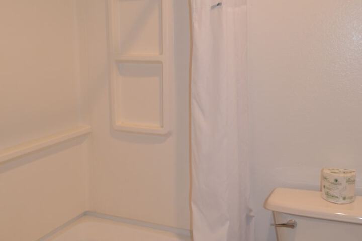 Room 13 of 29