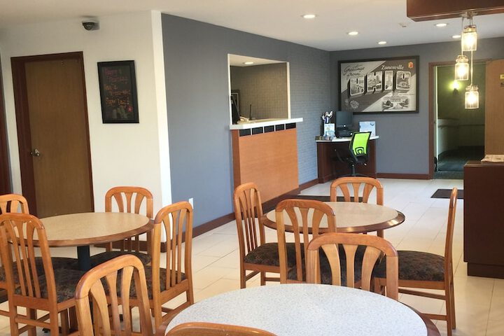 Super 8 by Wyndham Zanesville