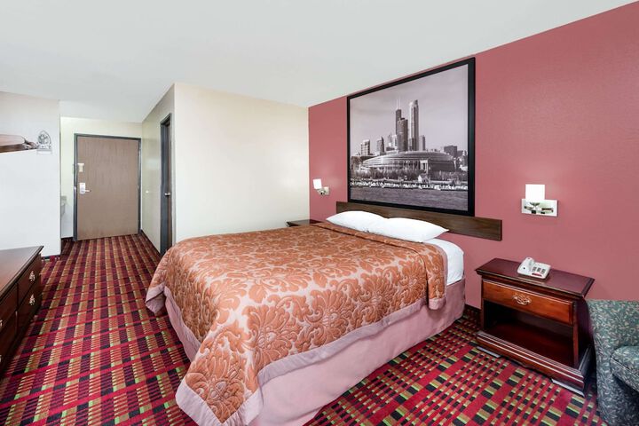Room 12 of 22
