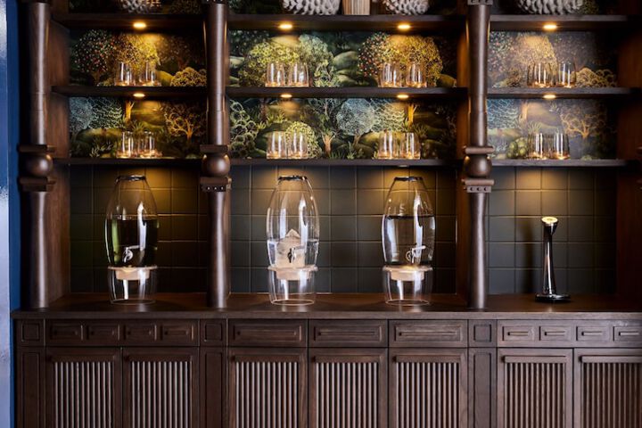 Madeline Hotel & Residences Auberge Collection