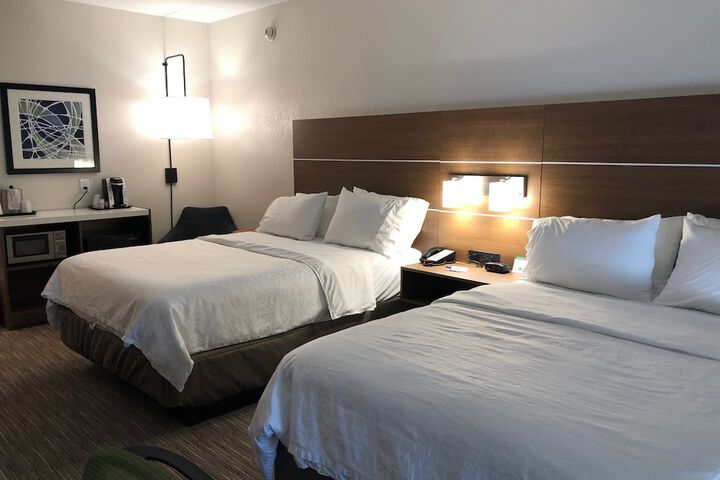 Room 44 of 71