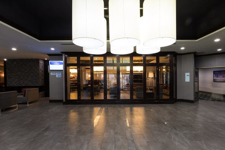 Hotel 5 of 75