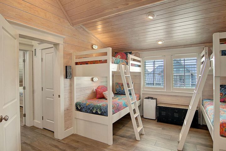 Room 20 of 47