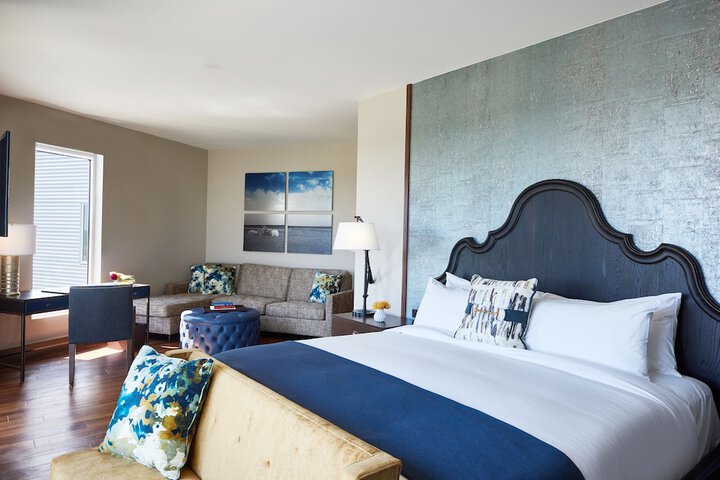 Room 40 of 101