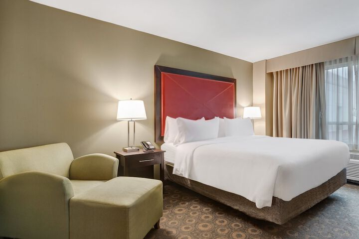 Room 54 of 115