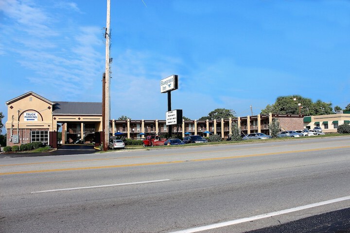 Bluegrass Inn