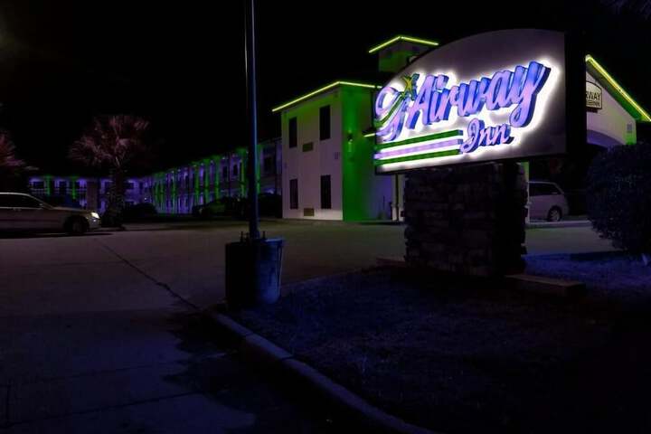 Hotel 5 of 19