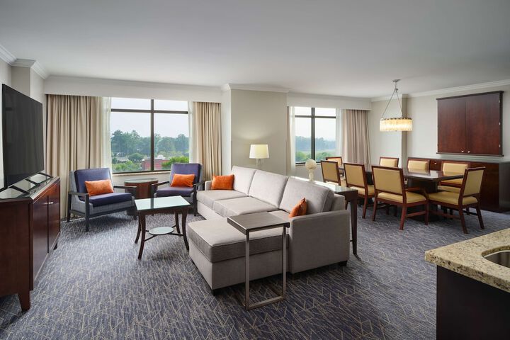 Room 16 of 48