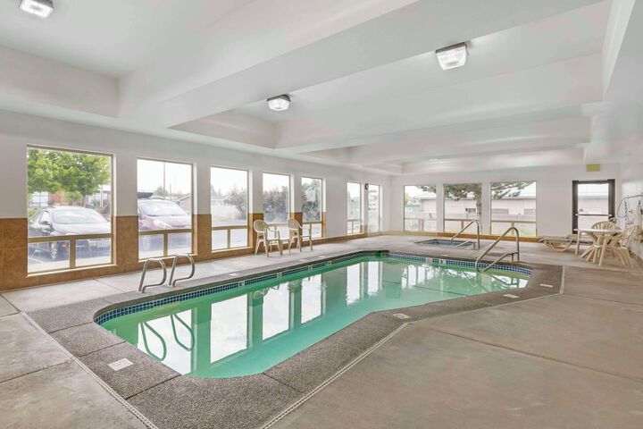 Pool 8 of 61