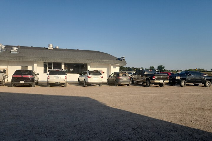 First Inn by OYO Quinter Hwy 70