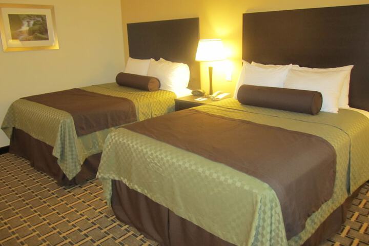 Best Western Plus The Inn & Suites at the Falls