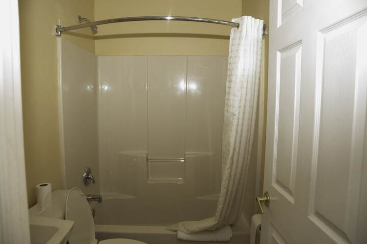 Room 14 of 37