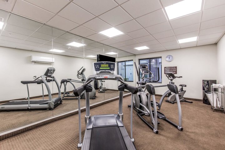 Health and Fitness 28 of 32