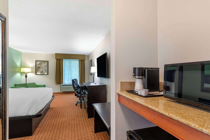 Best Western Plus Hopewell Fort Lee