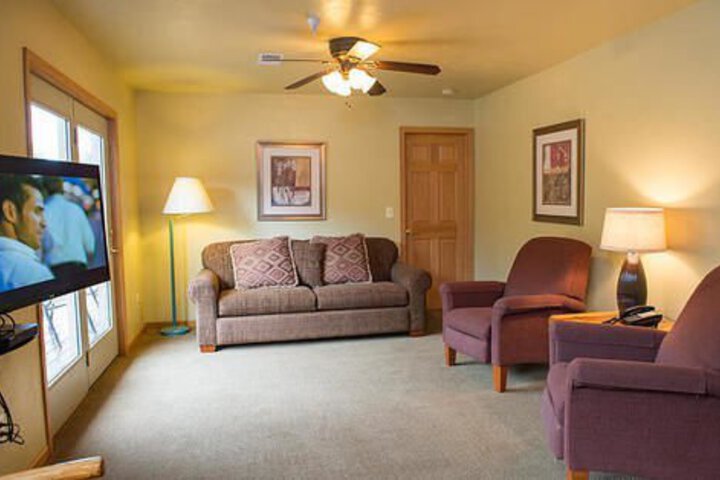 HIAWATHA BEACH RESORT
