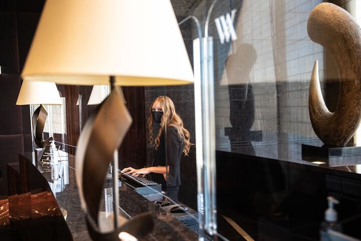 Hotel Interior 42 of 186