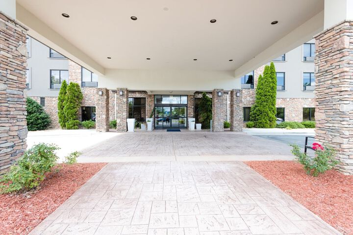 Hotel 8 of 59