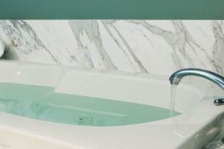 Hot Tub 40 of 45
