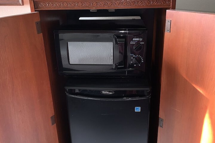 Room 17 of 42