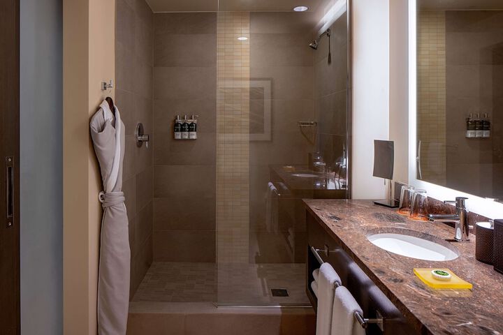 Hyatt at Olive 8