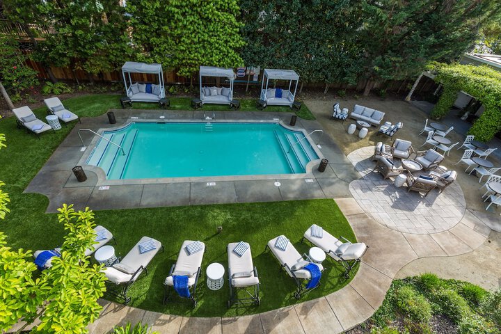 Pool 9 of 52