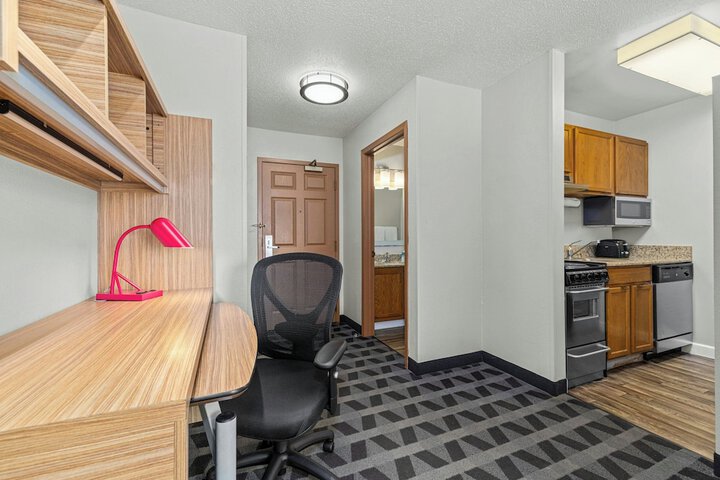 Towneplace Suites by Marriott Brookfield