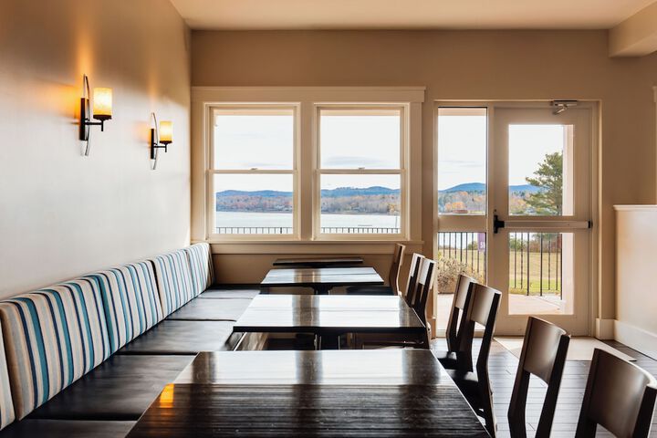 Belfast Harbor Inn
