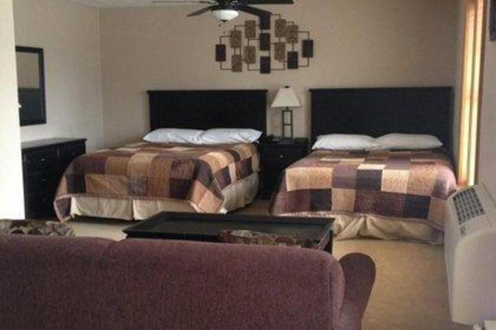 HERITAGE SUITES