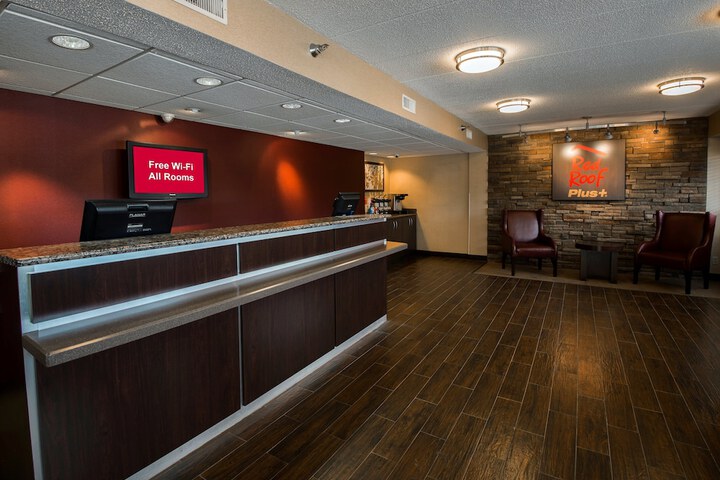 Hotel Interior 10 of 29