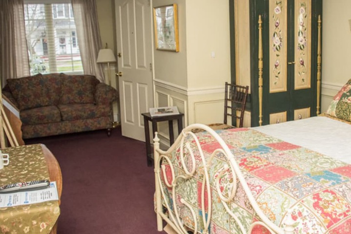 Vandiver Inn