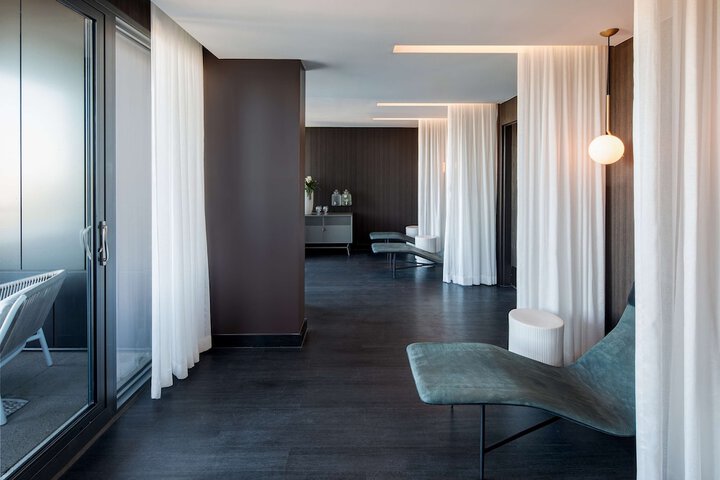 Amway Grand Plaza Curio Collection by Hilton