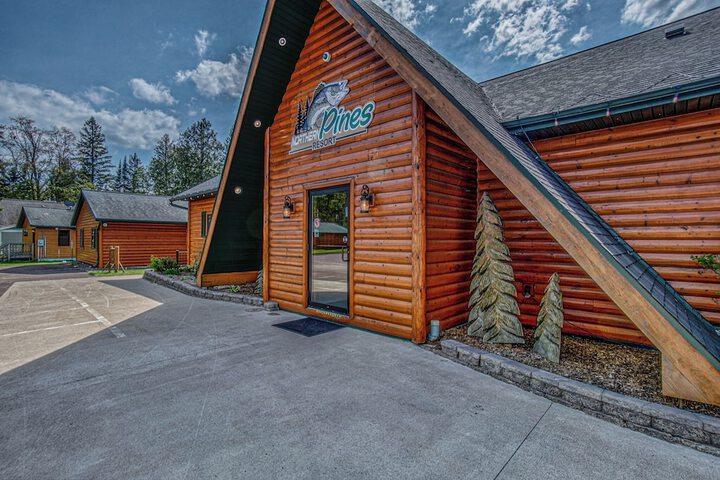 Lenas Northern Pines Resort