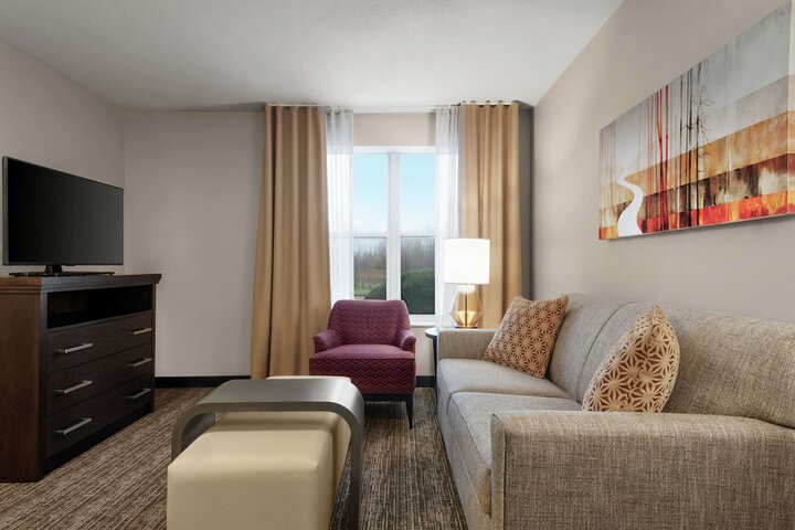 Room 18 of 39