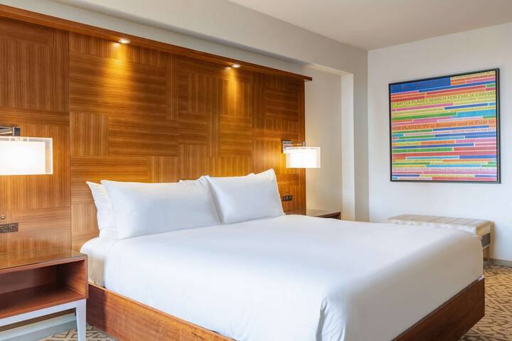 Hilton New York Times Square