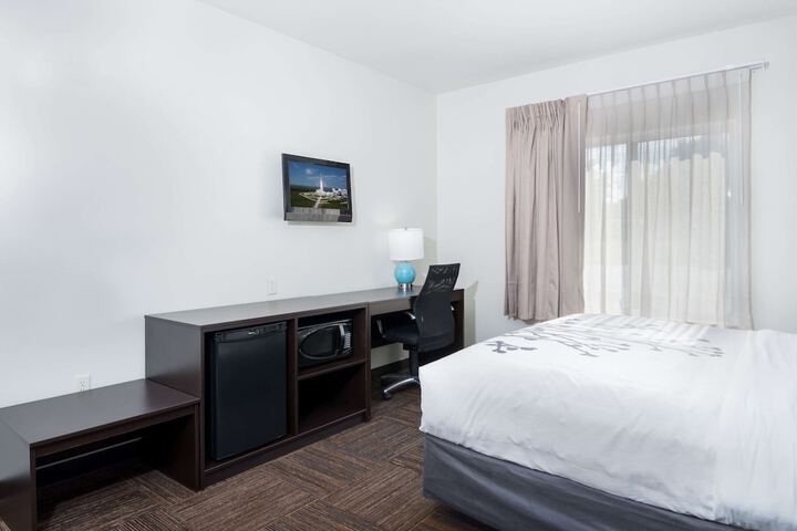 Sleep Inn & Suites Washington near Peoria
