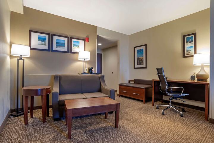 Room 13 of 20