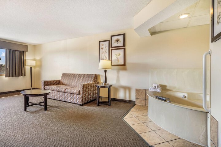 Baymont by Wyndham Bloomington MSP Airport