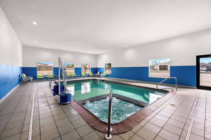 Pool 4 of 36