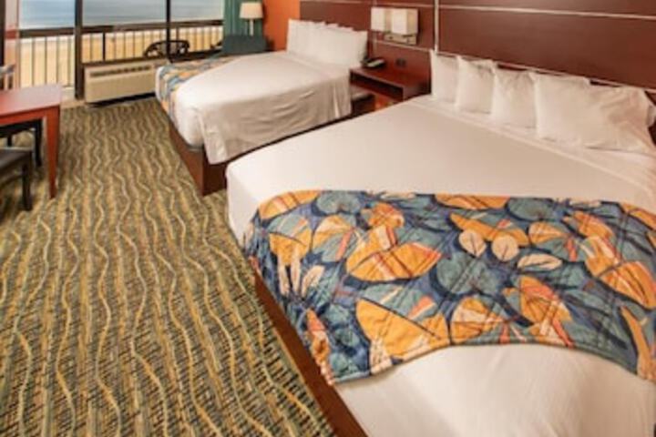 Room 36 of 40